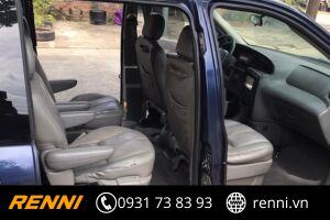 Dịch vụ chuyên tân trang nội thất xe hơi cổ - Renni