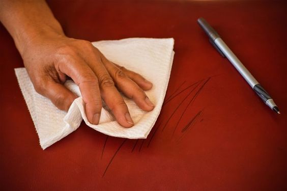 tẩy mực bút bi ghế da càng sớm càng tốt