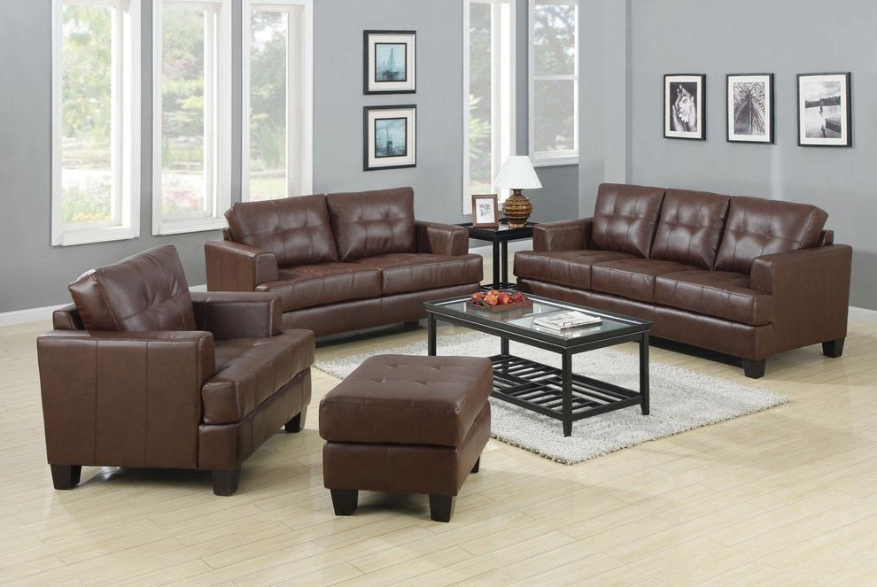 Vẻ đẹp của sofa da thật khi được trưng bày phòng khách