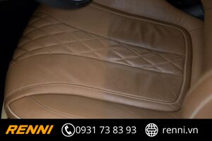 Vệ sinh nội thất ô tô thế nào để không làm làm hại xe ?