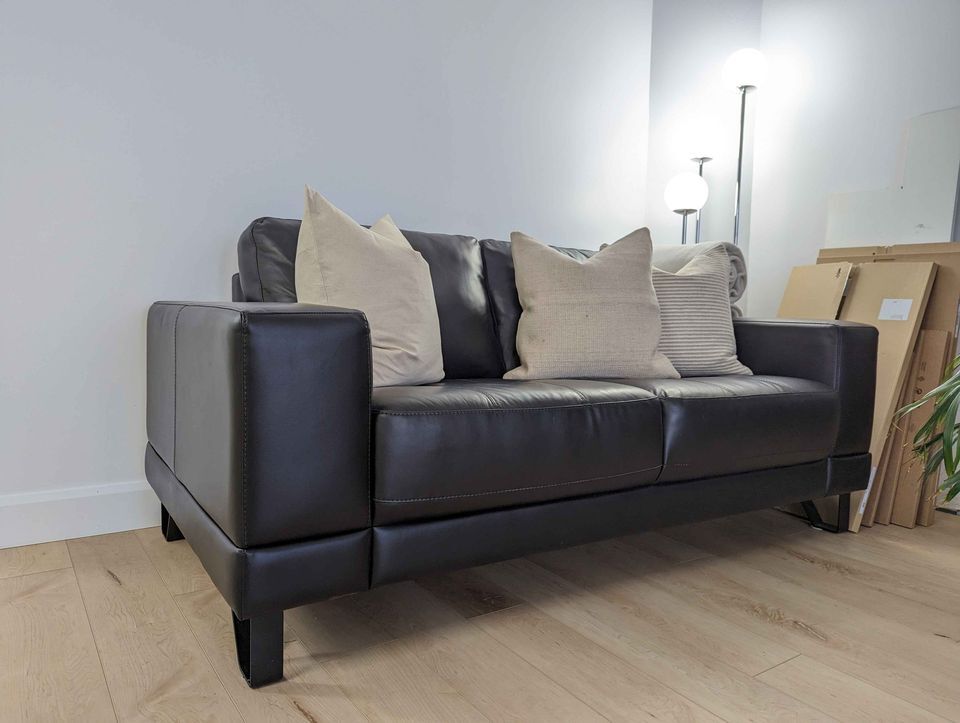 Sofa cũ được thanh khi gia chủ không còn có kế hoạch sử dụng