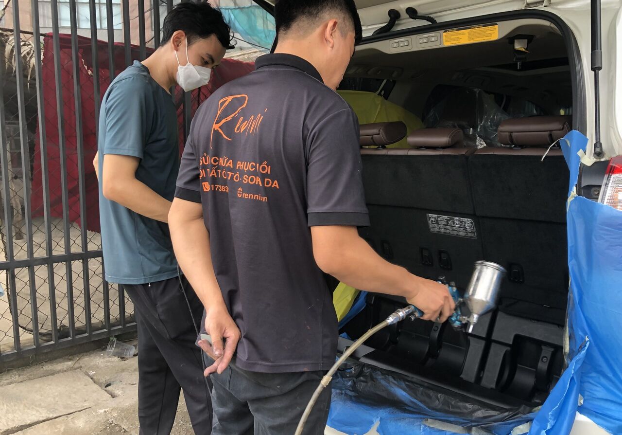 Phục hồi nhựa đen ô tô