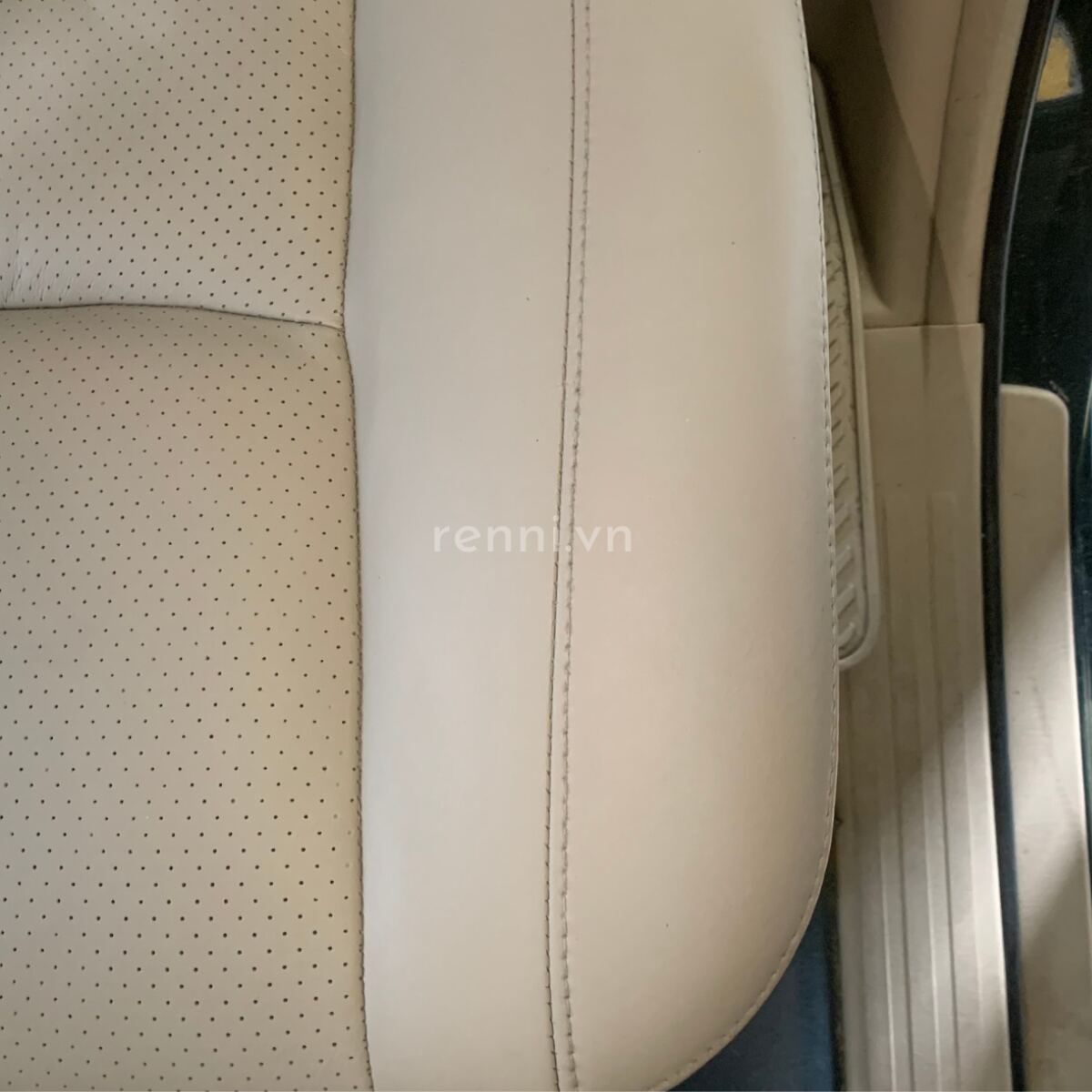 Phục hồi ghế da — RENNI