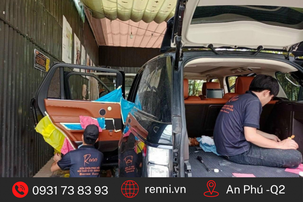 Qúa trình chăm sóc bảo dưỡng nội thất ô tô tại Renni